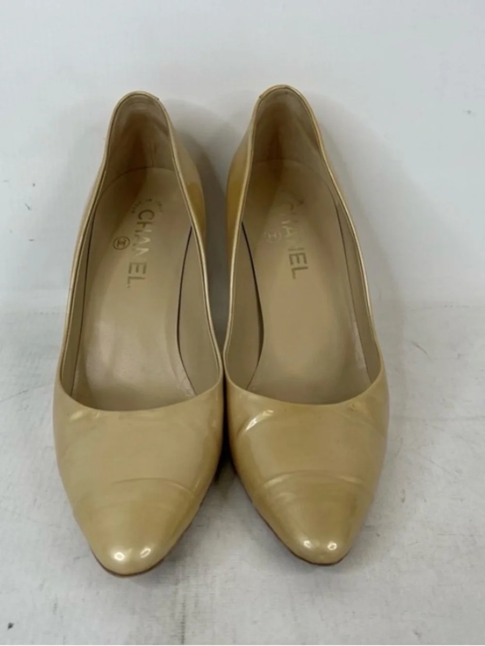 CHANEL Gold beige Patent Leather Pointed Toe Pumps